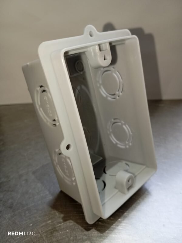 Caja Rectangular 5x10 PVC Gris Luxom - Image 2