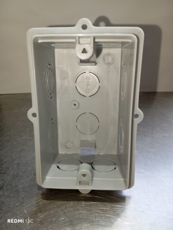 Caja Rectangular 5x10 PVC Gris Luxom